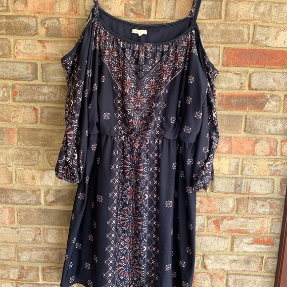 Maurices Dresses & Skirts - Could shoulder navy dress